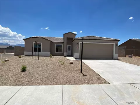 2810 E Luna Vis, Kingman, AZ 86409 photo 1