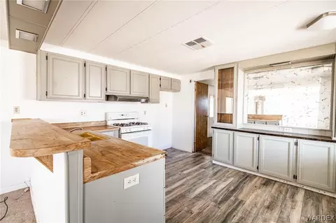 3294 E Thompson Ave, Kingman, AZ 86409 photo 8