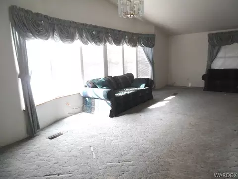 1925 E Hearne Ct, Kingman, AZ 86409 photo 3