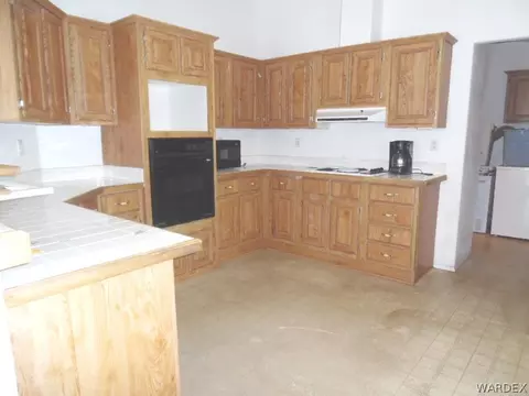 1925 E Hearne Ct, Kingman, AZ 86409 photo 4