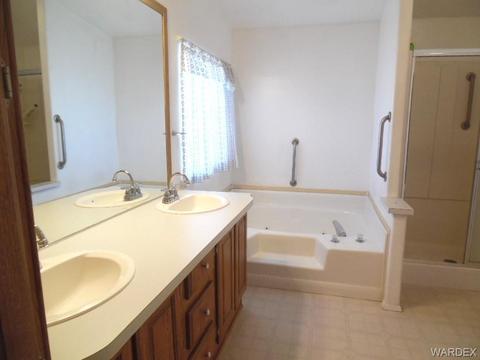 1925 E Hearne Ct, Kingman, AZ 86409 photo 6