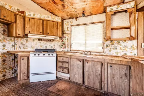 3045 E Mcvicar Ave, Kingman, AZ 86409 photo 9