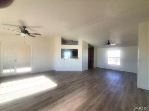 3687 E Robin Ln, Kingman, AZ 86409 photo 2