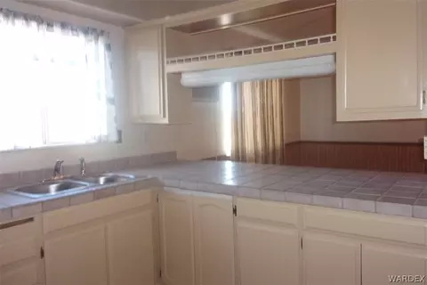 2445 E Calle Roberta, Kingman, AZ 86409 photo 12