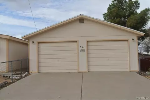 511 E Beverly Ave, Kingman, AZ 86409 photo 2