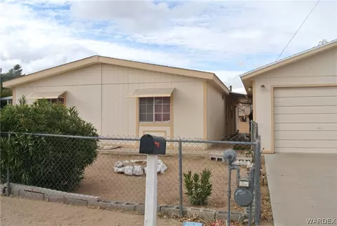511 E Beverly Ave, Kingman, AZ 86409 photo 3