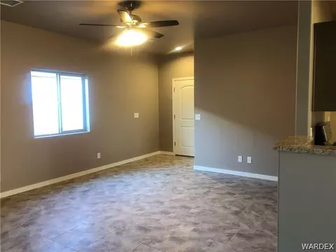 3296 E Rusty Spur Ave, Kingman, AZ 86409 photo 2