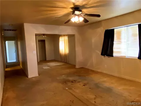 3310 N Apache St, Kingman, AZ 86401 photo 5