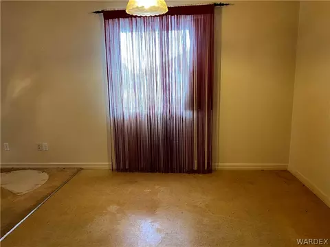 3310 N Apache St, Kingman, AZ 86401 photo 4