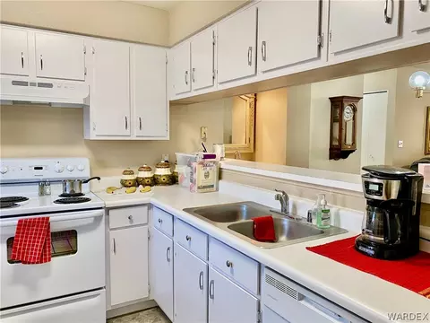 2012 Mesquite Ln #201, Laughlin, NV 89029 photo 9