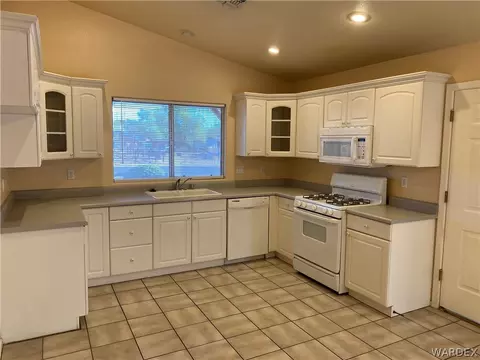 3142 E Thompson Ave, Kingman, AZ 86409 photo 17