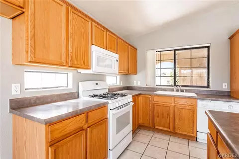 3912 E Lass Ave, Kingman, AZ 86409 photo 8