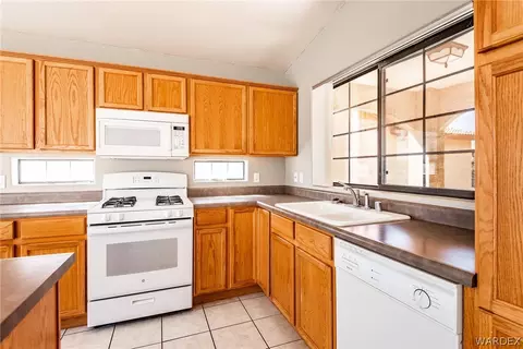 3912 E Lass Ave, Kingman, AZ 86409 photo 9