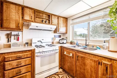 2215 E Snavely Ave, Kingman, AZ 86409 photo 14