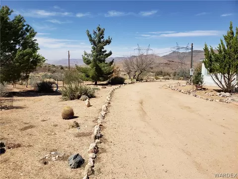 11445 E Wisdom Ln, Hackberry, AZ 86411 photo 2