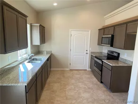 3295 E Coarra Dr, Kingman, AZ 86409 photo 6