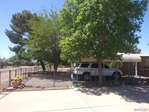 2585 E Mcvicar Ave, Kingman, AZ 86409 photo 2