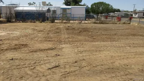 4012 E Devlin Ave, Kingman, AZ 86409 photo 2