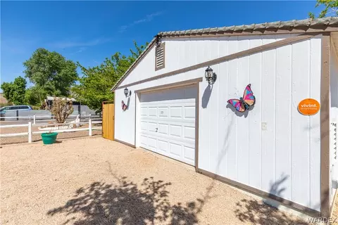 2015 E Suffock, Kingman, AZ 86401 photo 3