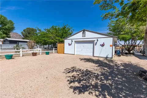 2015 E Suffock, Kingman, AZ 86401 photo 2