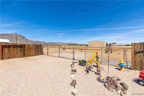 2015 E Suffock, Kingman, AZ 86401 photo 28