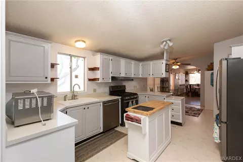 2015 E Suffock, Kingman, AZ 86401 photo 44