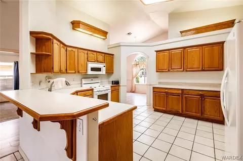 3835 E Potter Ave, Kingman, AZ 86409 photo 9
