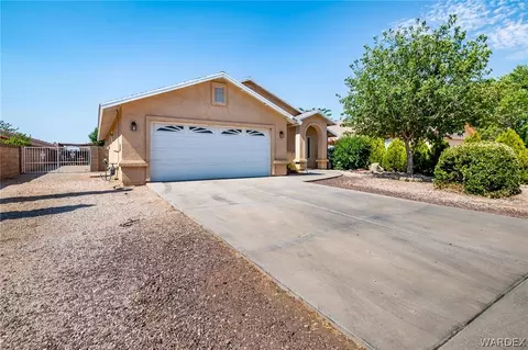 3835 E Potter Ave, Kingman, AZ 86409 photo 2