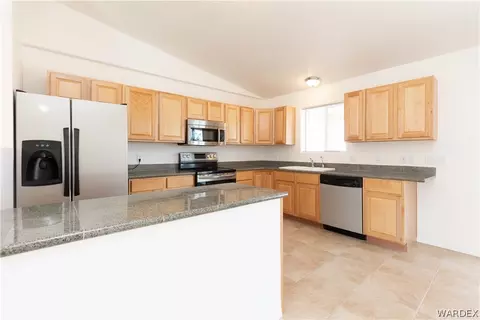 7068 E Rawhide Ct, Kingman, AZ 86401 photo 7