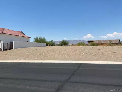 6323 S Calle Marsilla, Fort Mohave, AZ 86426