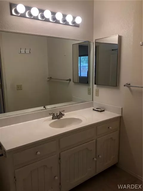 3769 E Snavely Ave, Kingman, AZ 86409 photo 17