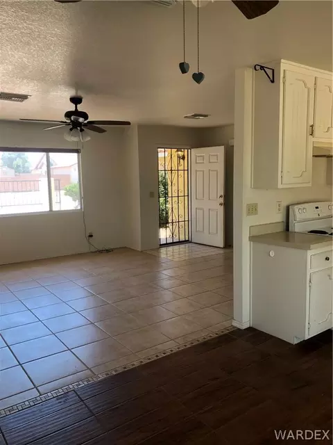 3769 E Snavely Ave, Kingman, AZ 86409 photo 11