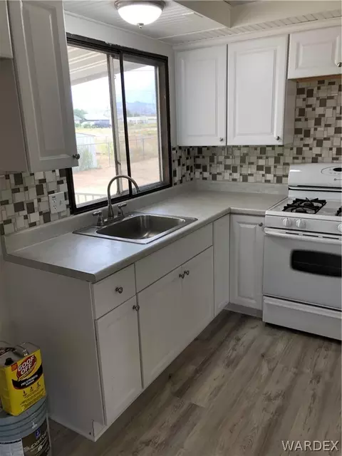 2395 E Suffock Ave, Kingman, AZ 86409 photo 8