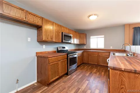 2310 E Lass Ave, Kingman, AZ 86409 photo 6