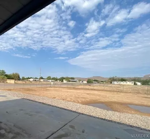 3021 E Thompson Ave, Kingman, AZ 86409 photo 8