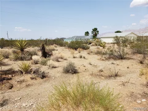 135 E Spencer Dr, Meadview, AZ 86444 photo 3