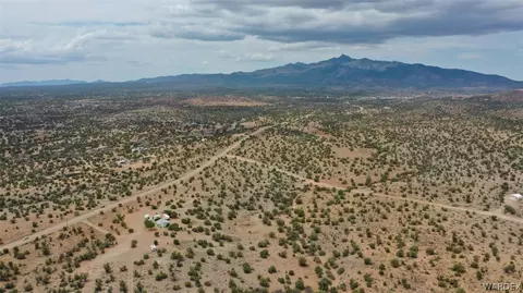 10315 E Blake Ranch Rd, Kingman, AZ 86401 photo 3