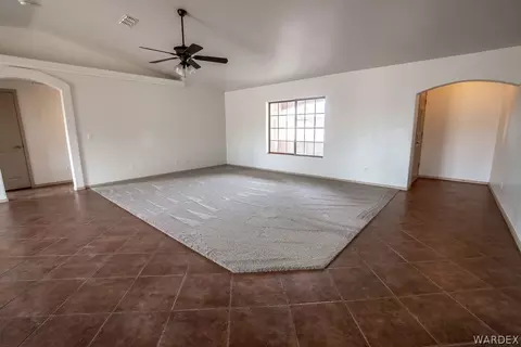 7008 E Stetson Dr, Kingman, AZ 86401 photo 12