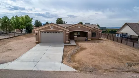 7008 E Stetson Dr, Kingman, AZ 86401 photo 1