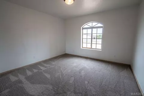 7008 E Stetson Dr, Kingman, AZ 86401 photo 13