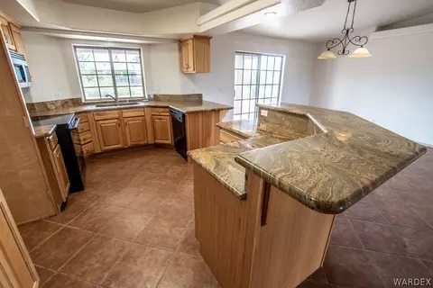7008 E Stetson Dr, Kingman, AZ 86401 photo 11