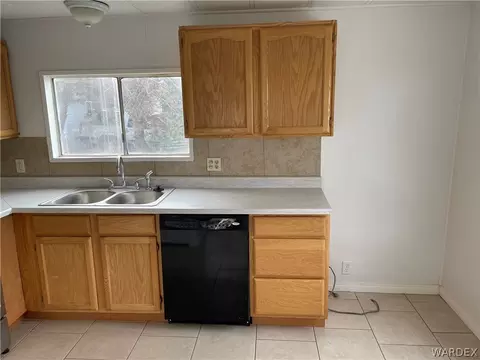 2615 E Ames Ave, Kingman, AZ 86409 photo 12