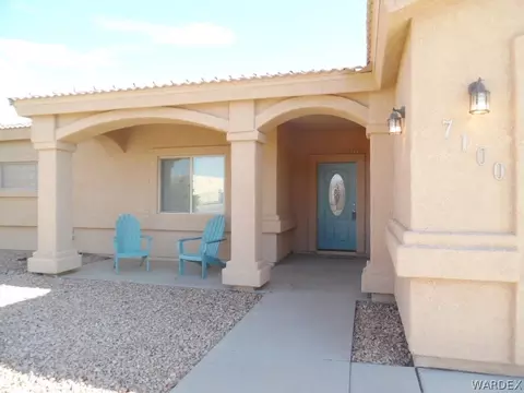 7100 E Stoneaxe Dr, Kingman, AZ 86401 photo 3