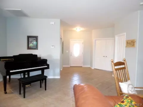 7100 E Stoneaxe Dr, Kingman, AZ 86401 photo 4