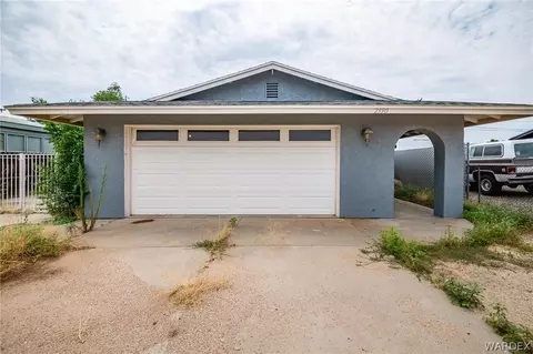 2390 E Thompson Ave, Kingman, AZ 86409 photo 1