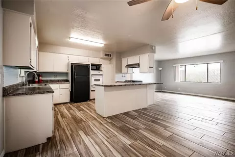 2390 E Thompson Ave, Kingman, AZ 86409 photo 10