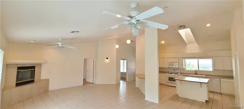 4320 E Tomahawk Dr, Kingman, AZ 86401 photo 4