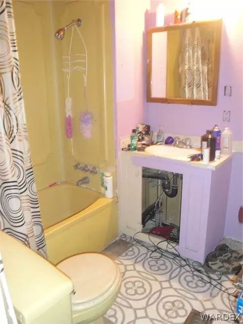 1775 E Devlin Ave, Kingman, AZ 86409 photo 6