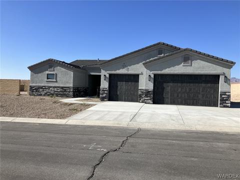 3069 Sidewheel Dr, Bullhead City, AZ 86429