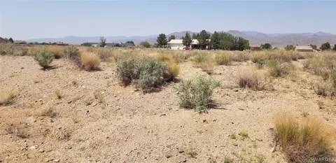 7641 E Burro Dr, Kingman, AZ 86401 photo 4